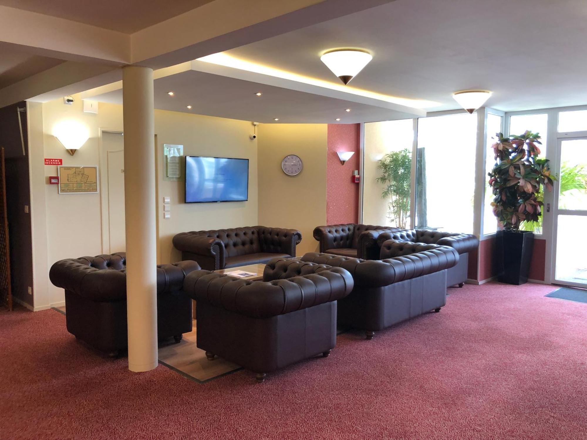 Hotel Altina Pacy-sur-Eure Екстер'єр фото