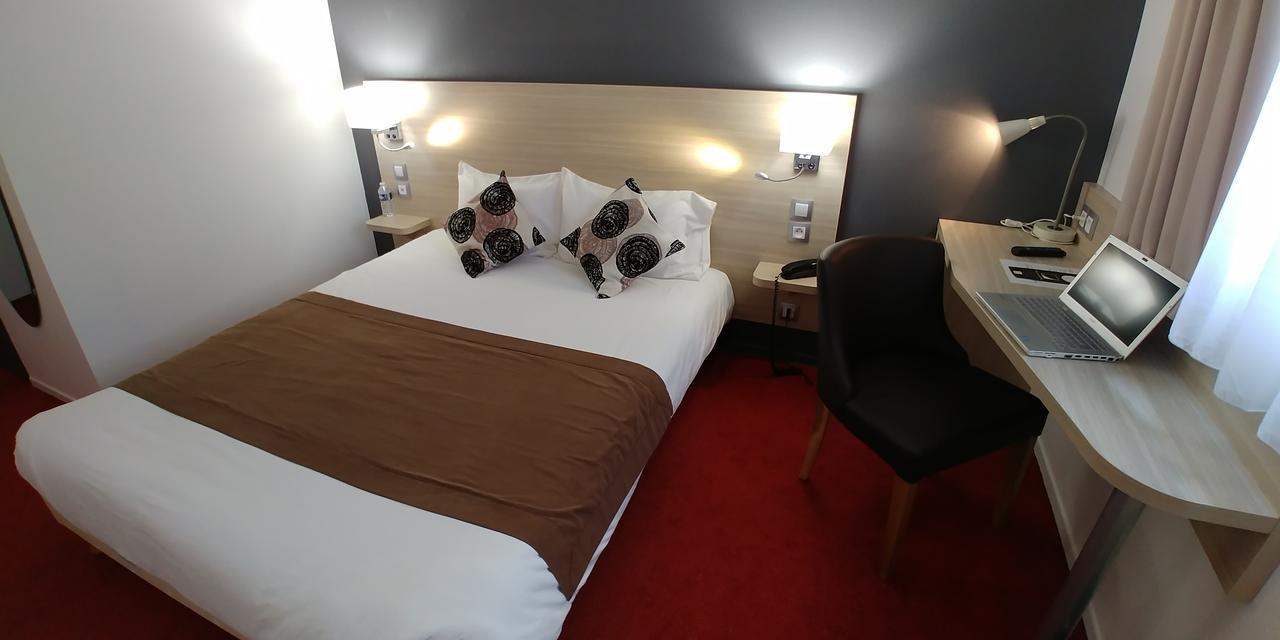 Hotel Altina Pacy-sur-Eure Екстер'єр фото