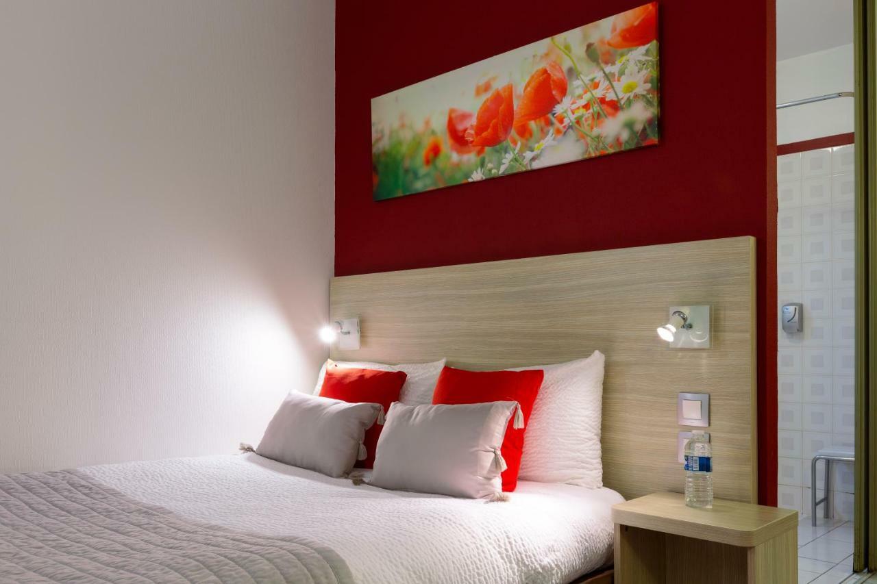 Hotel Altina Pacy-sur-Eure Екстер'єр фото