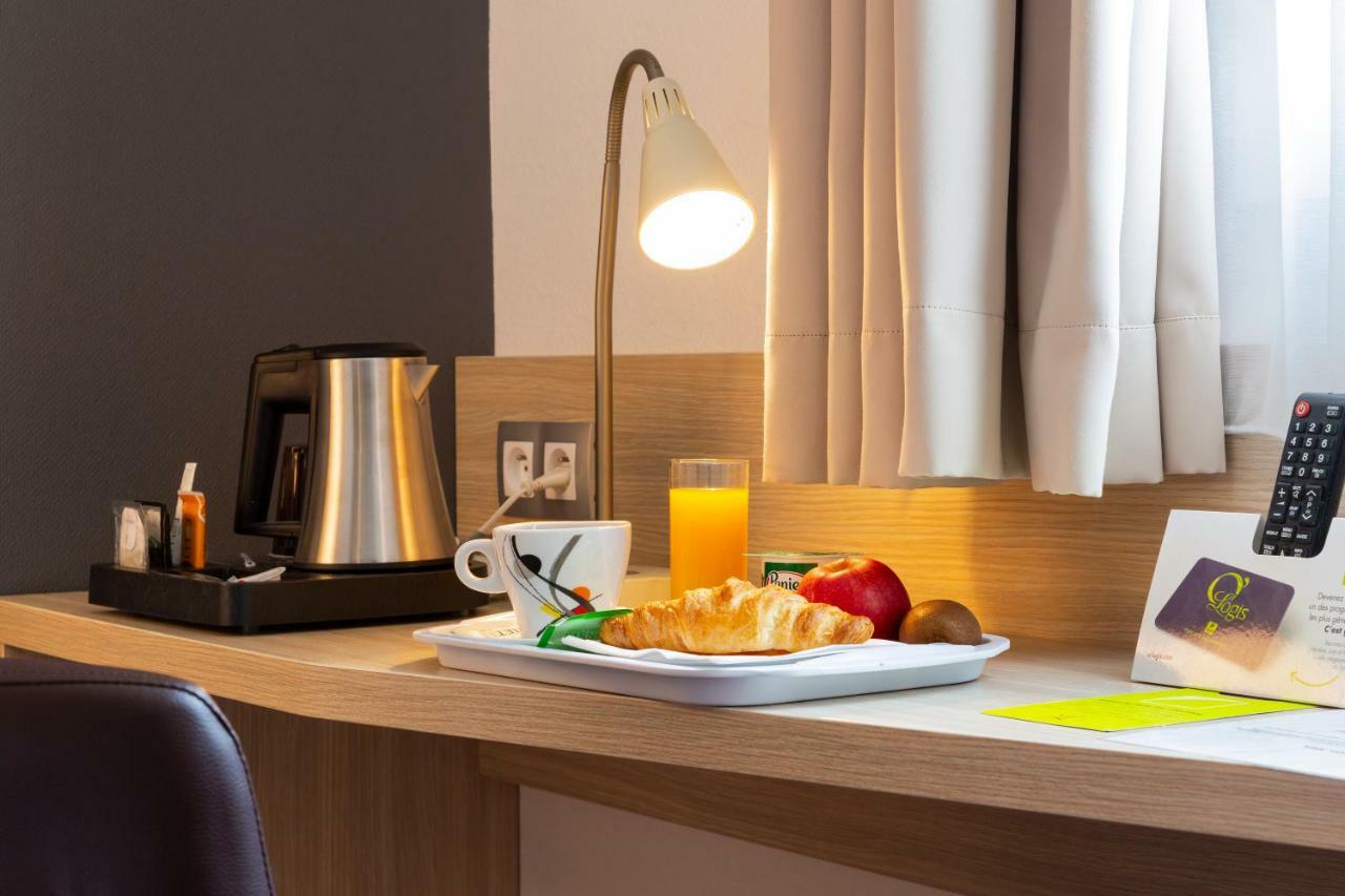 Hotel Altina Pacy-sur-Eure Екстер'єр фото