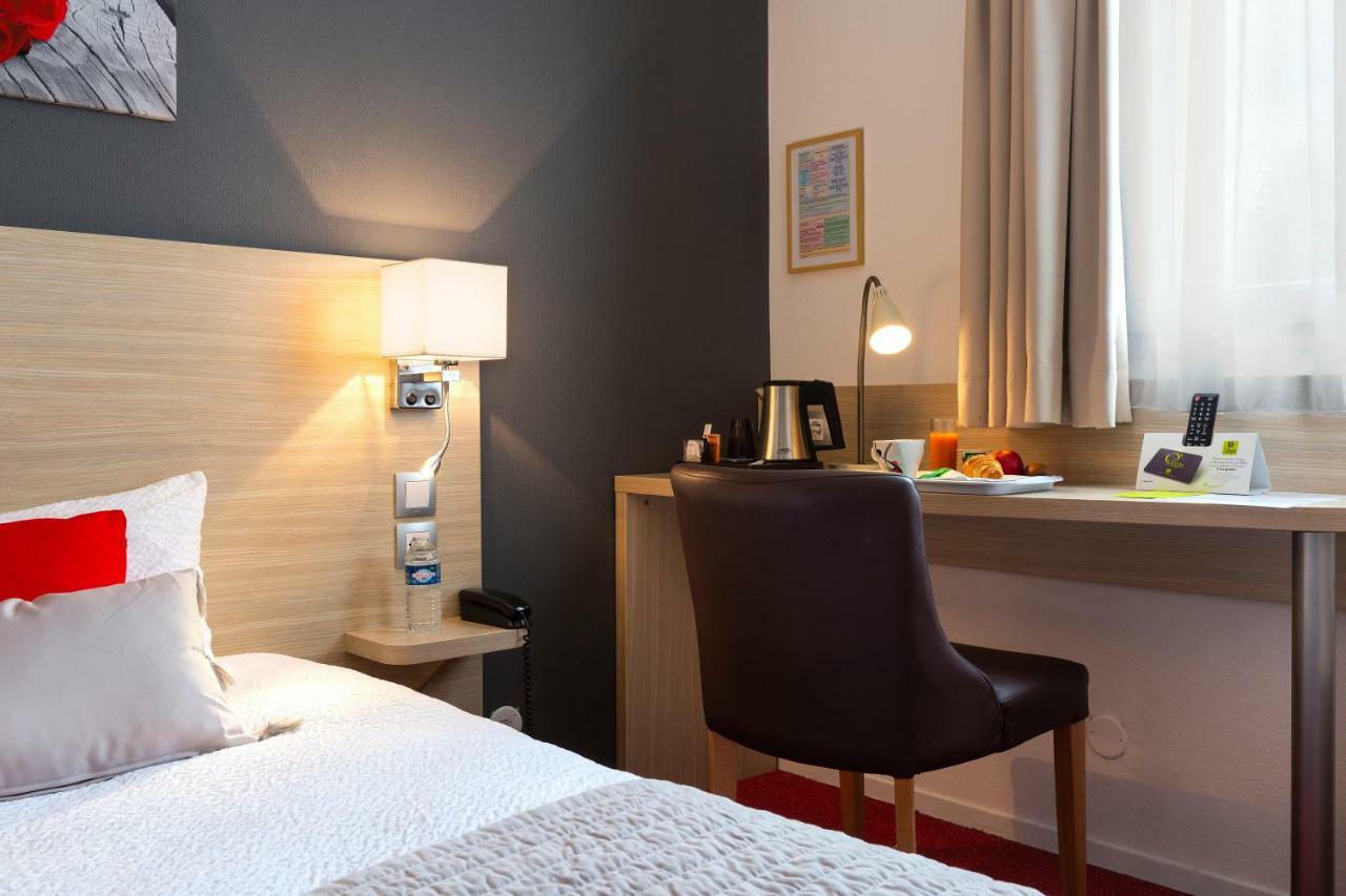 Hotel Altina Pacy-sur-Eure Екстер'єр фото
