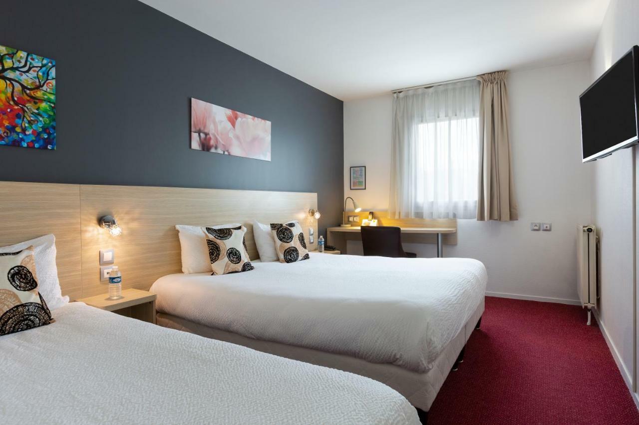 Hotel Altina Pacy-sur-Eure Екстер'єр фото